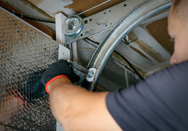 Affordable Garage Door Roller Replacement solutions in Hooks, TX